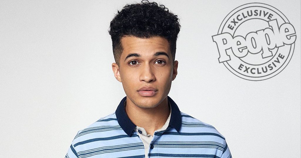 JORDAN FISHER será o novo protagonista de Dear Evan Hansen